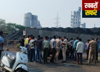 स्कूल बस ने बाईक को मारी टक्कर एक व्यक्ती की मृत, दो युवक घायल