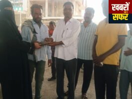 सापडलेला मोबाईल प्रामाणिकपणें मालकाला परत